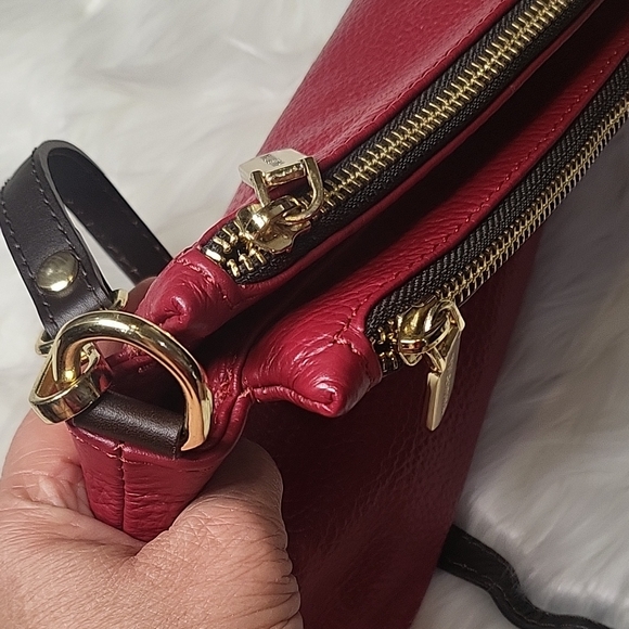 Valentina Red and Black Crossbody Bag with Leather Material and Compact … - Picture 11 of 17